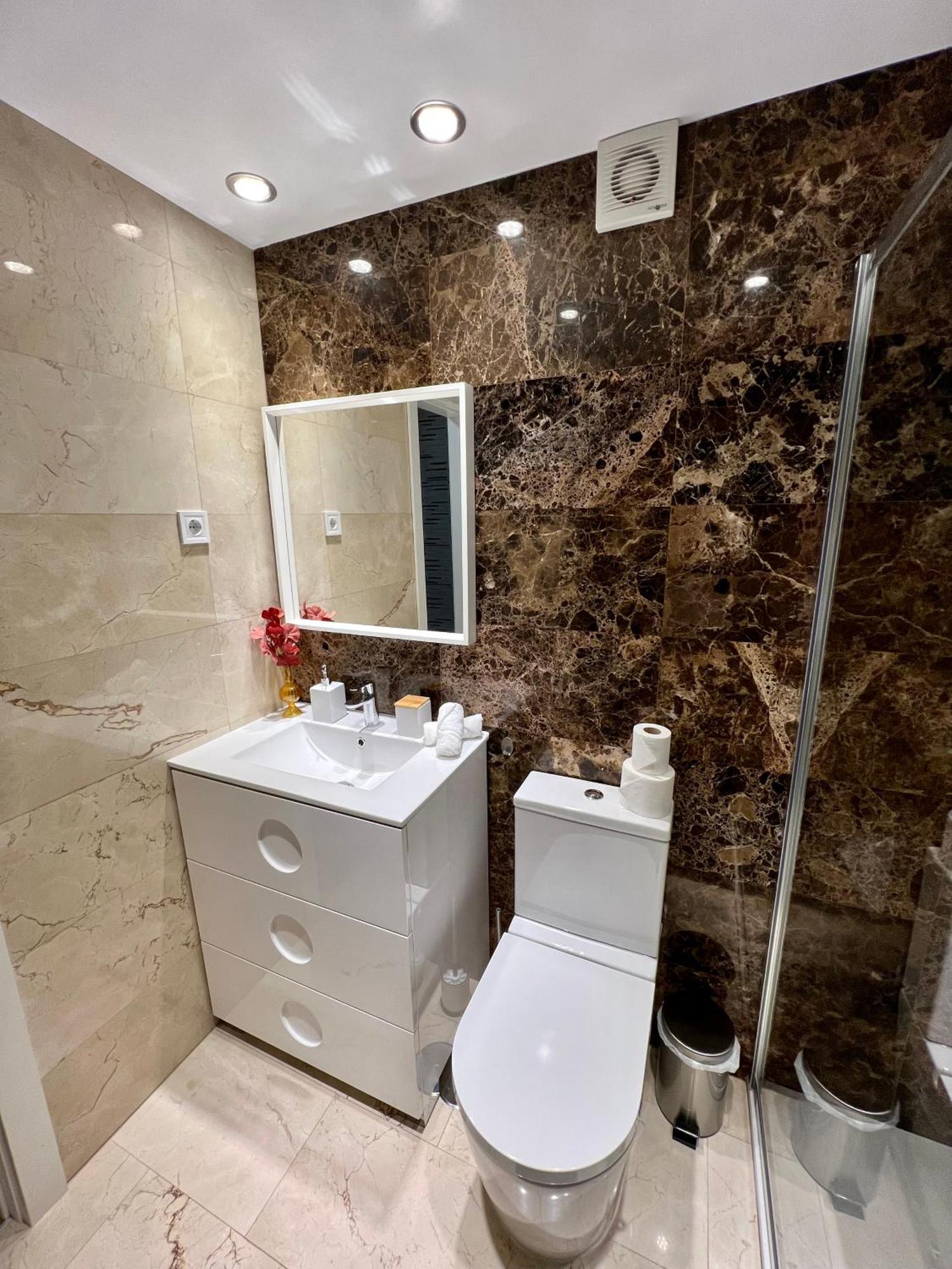 Apartamentos Prestige Suites Malaga III Exteriör bild